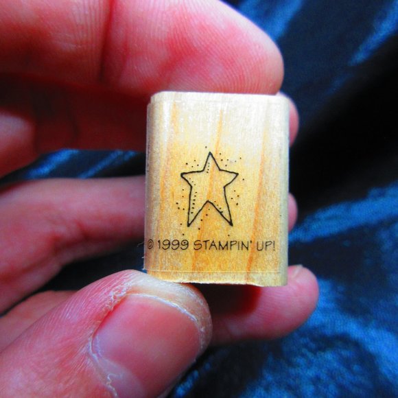 Star Wood Mounted Stamp 1" x .75" - Picture 1 of 3